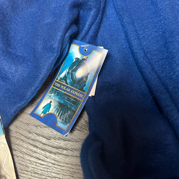 Polar express bundle - Picture 3 of 10